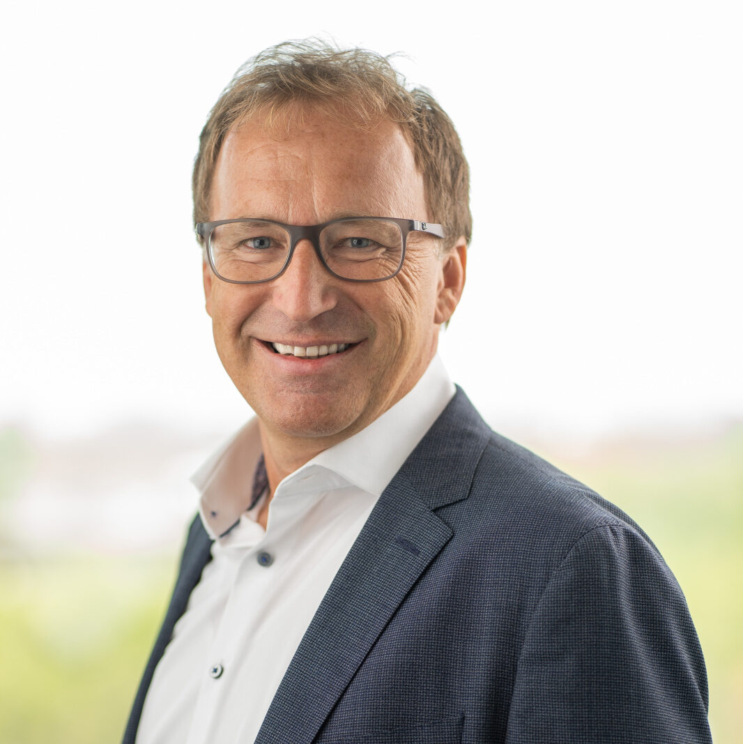 Mitarbeiterfoto_Kamilo_Kolarz_27